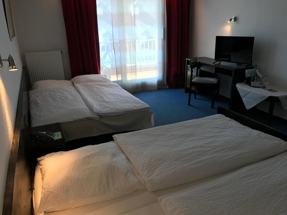 בופארד Hotel Rheinlust מראה חיצוני תמונה